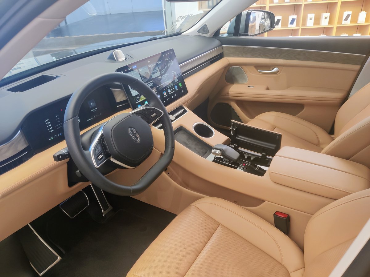 AITO M5 1.5T (428 Hp) Range Extender 4WD