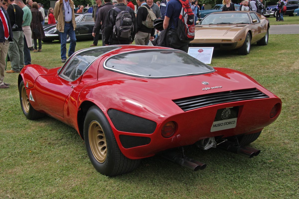 Alfa Romeo 33 2.0 V8 (230 Hp)