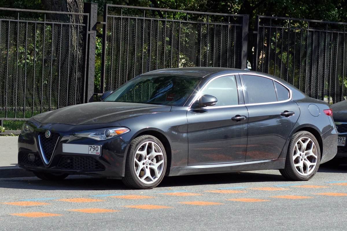 Alfa Romeo Giulia Alfa Romeo Giulia