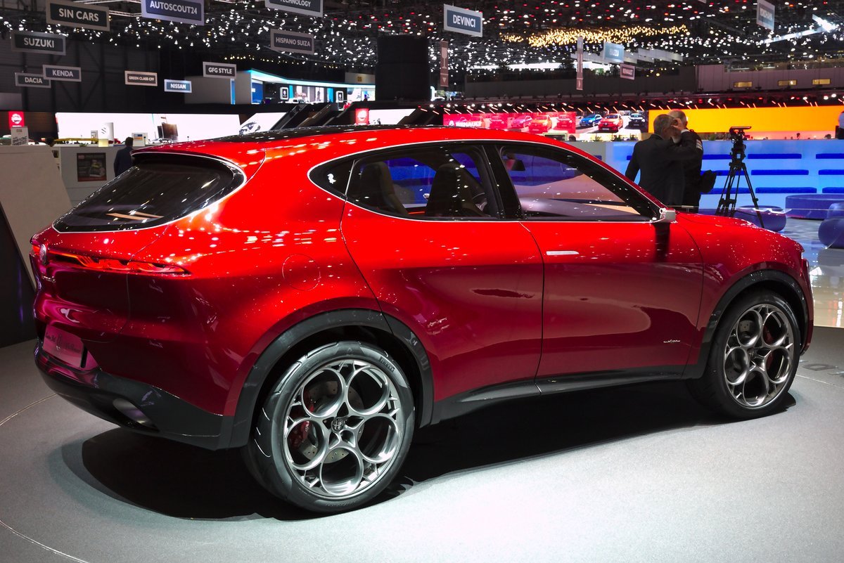 Alfa Romeo Tonale 1.3 T MultiAir (280 Hp) Plug-in Hybrid eQ4 Automatic