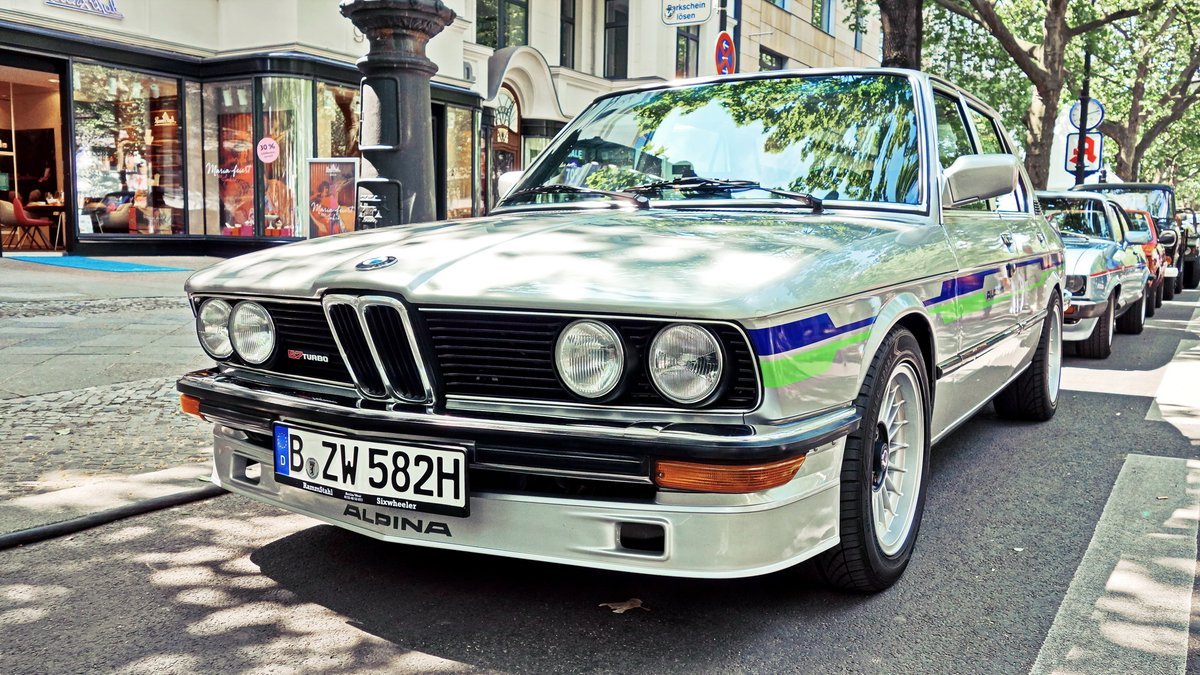 Alpina B7 Alpina B7 (E12)