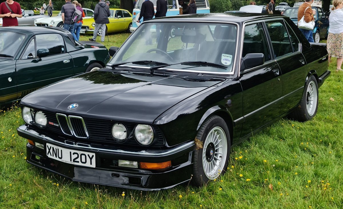 Alpina B9 Alpina B9 (E28)