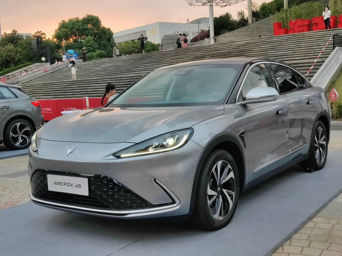 Arcfox Alpha-S Arcfox Alpha-S