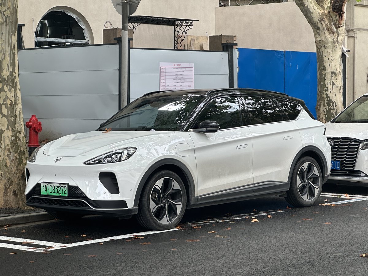 Arcfox Alpha-T Arcfox Alpha-T