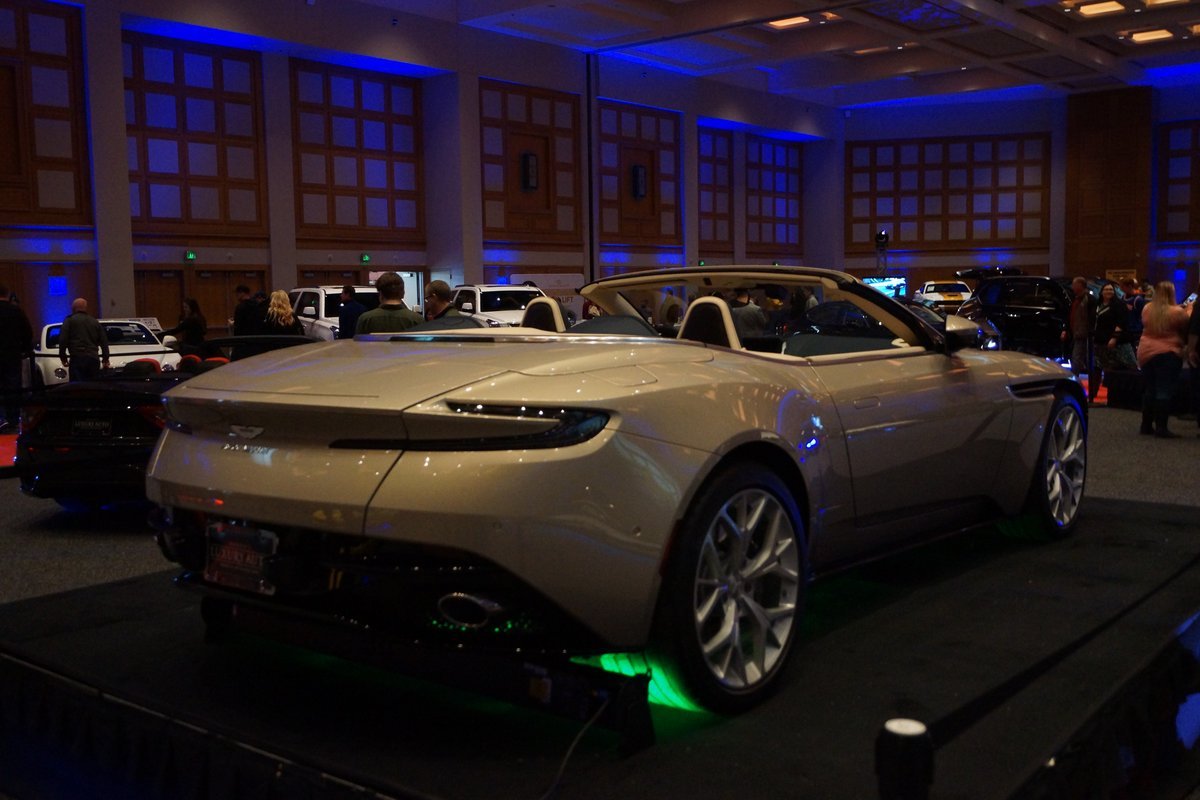 Aston Martin DB11 4.0 V8 (510 Hp) Automatic