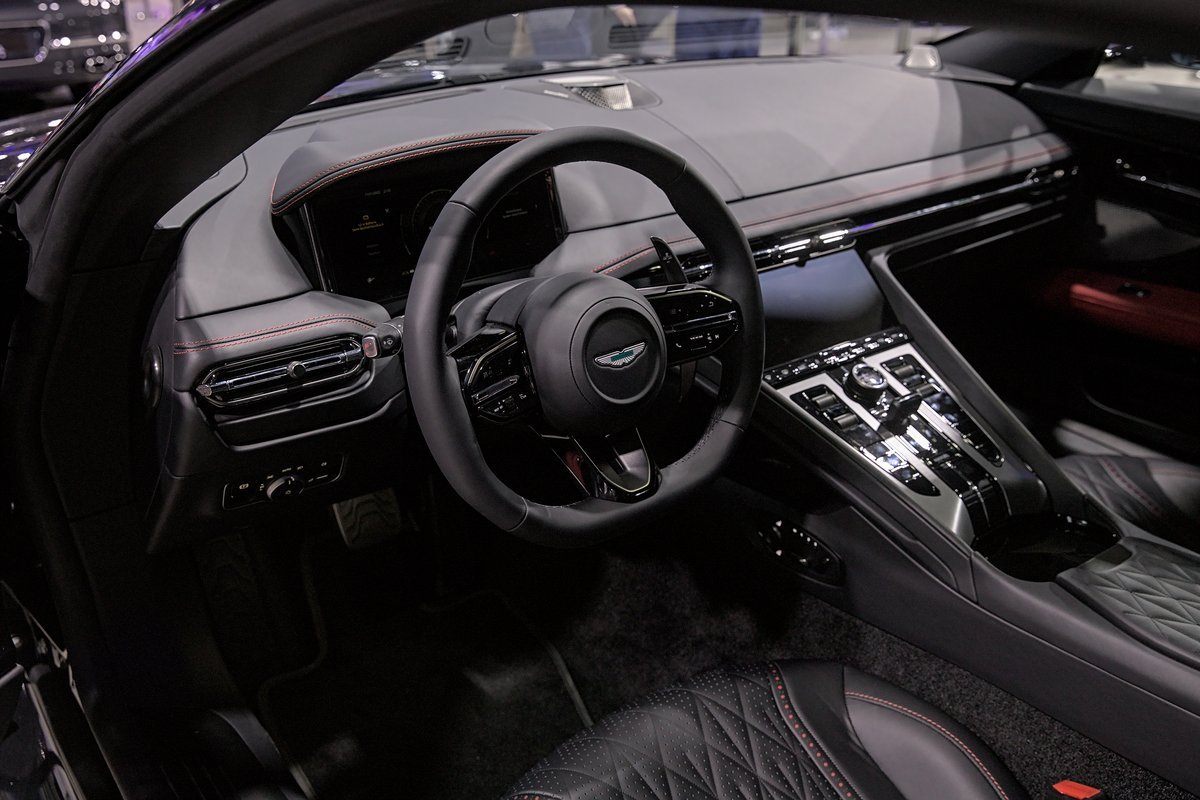 Aston Martin DB12 4.0 V8 (680 Hp) Automatic