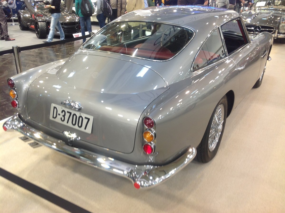 Aston Martin DB4 3.7 (243 Hp)