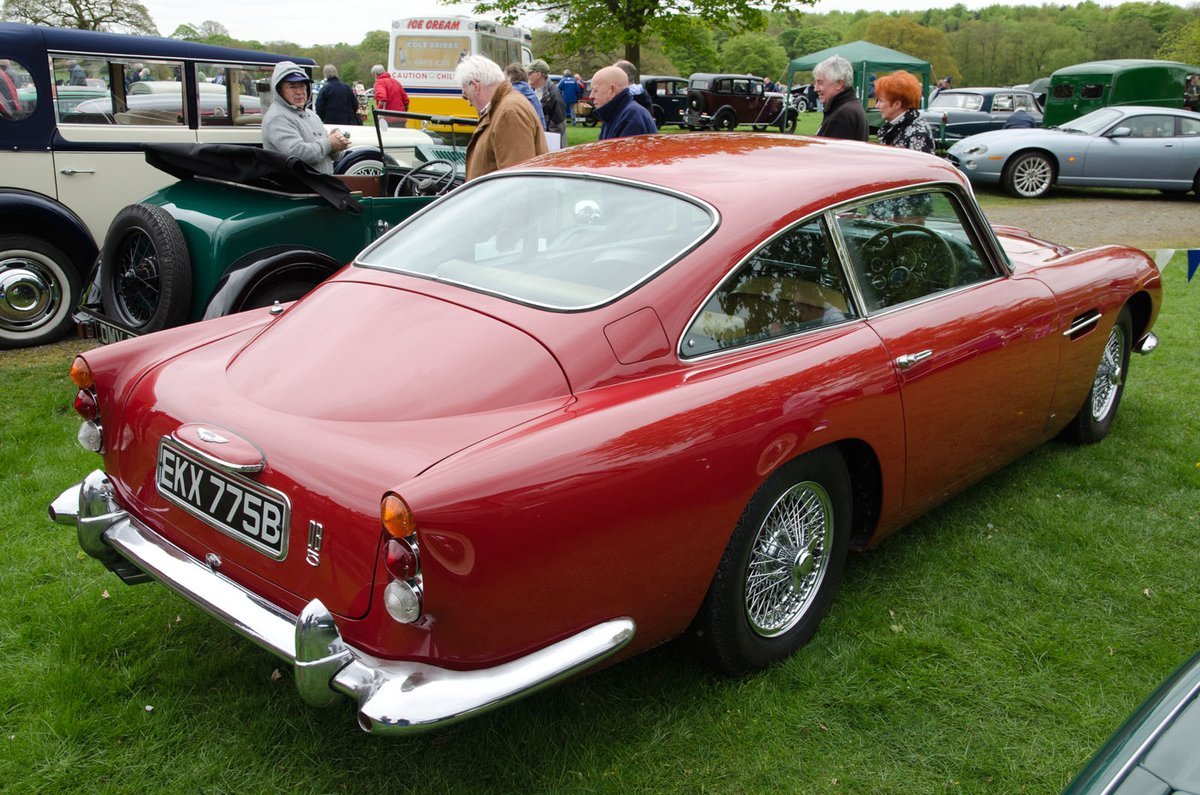 Aston Martin DB5 4.0 (286 Hp)