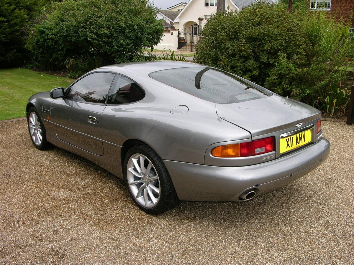 Aston Martin DB7 5.9 V12 (426 Hp) Automatic