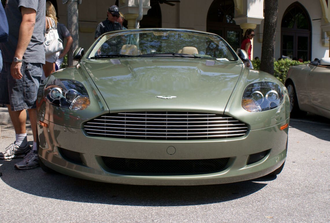 Aston Martin DB9 6.0 i V12 (456 Hp)