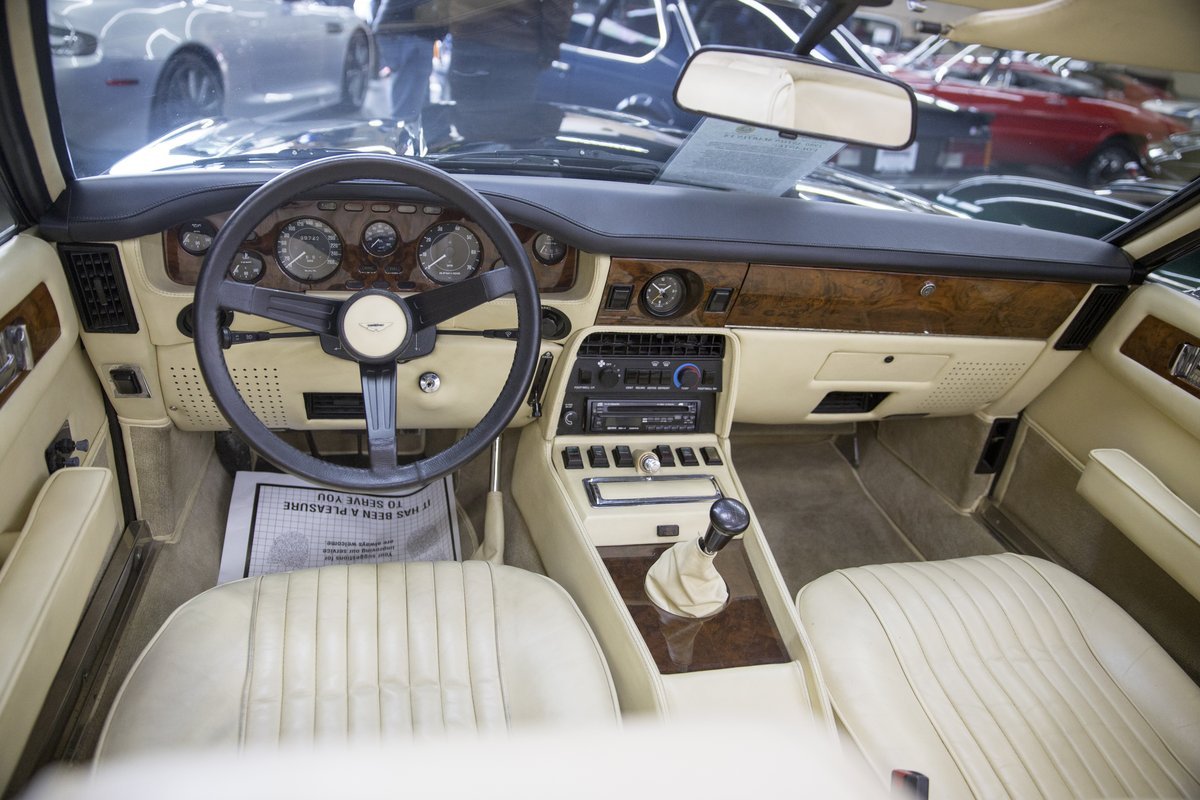 Aston Martin V8 Vantage 5.3 (340 Hp)