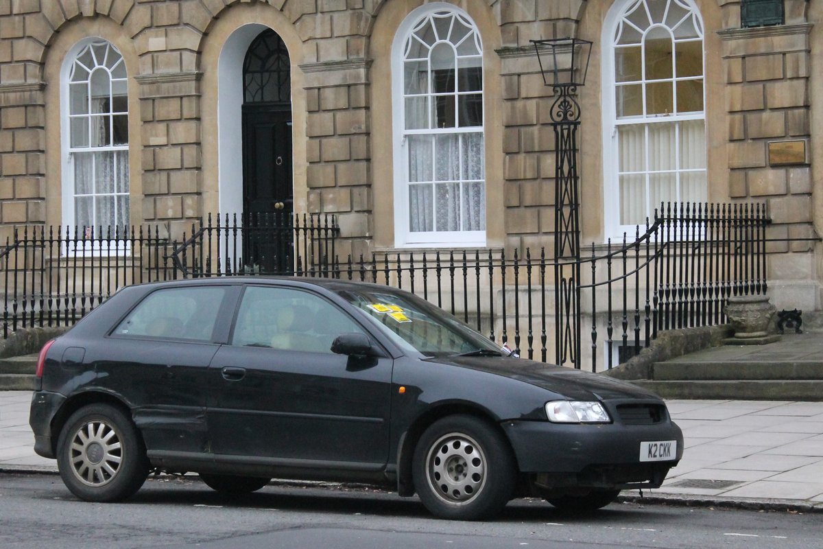 Audi A3 1.6i (101 Hp) Automatic