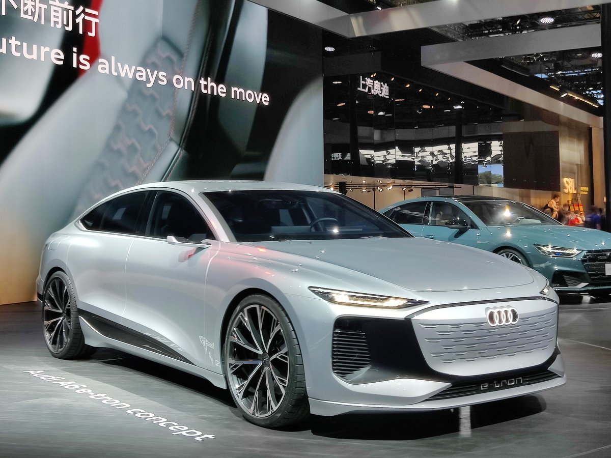Audi A6 e-tron Audi A6 e-tron concept
