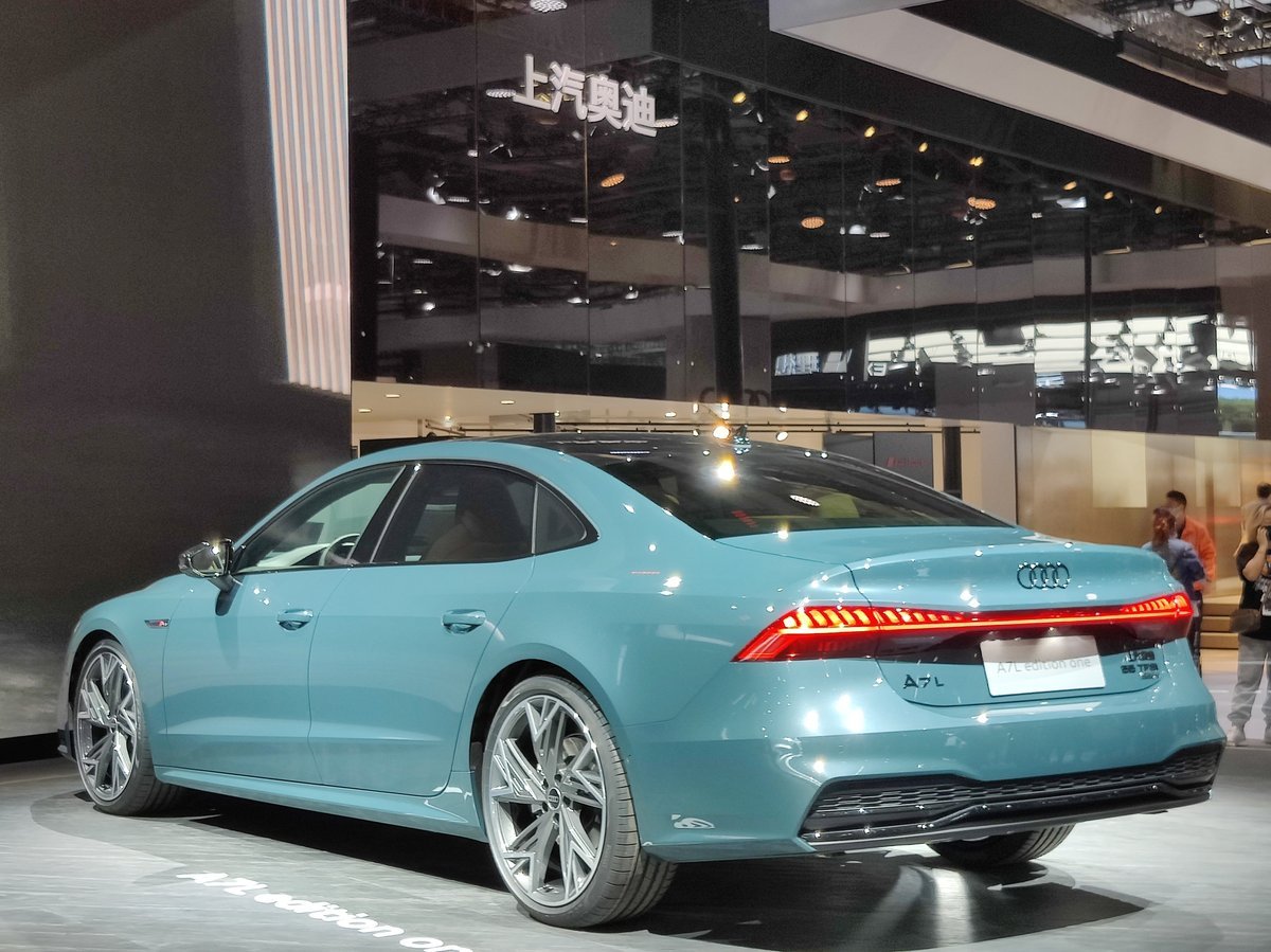 Audi A7 55 TFSI V6 (340 Hp) Mild Hybrid quattro S tronic