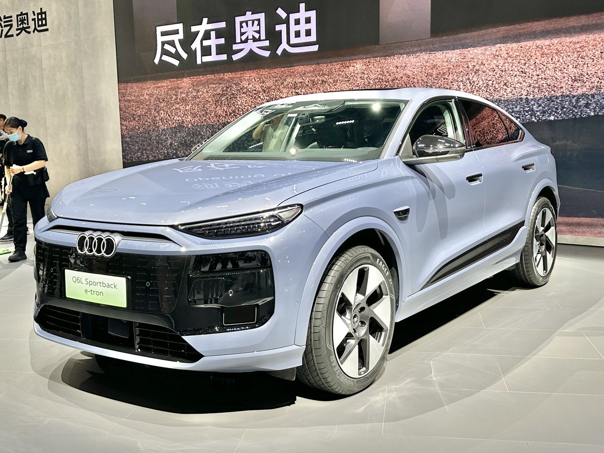 Audi e-tron Audi e-tron Sportback