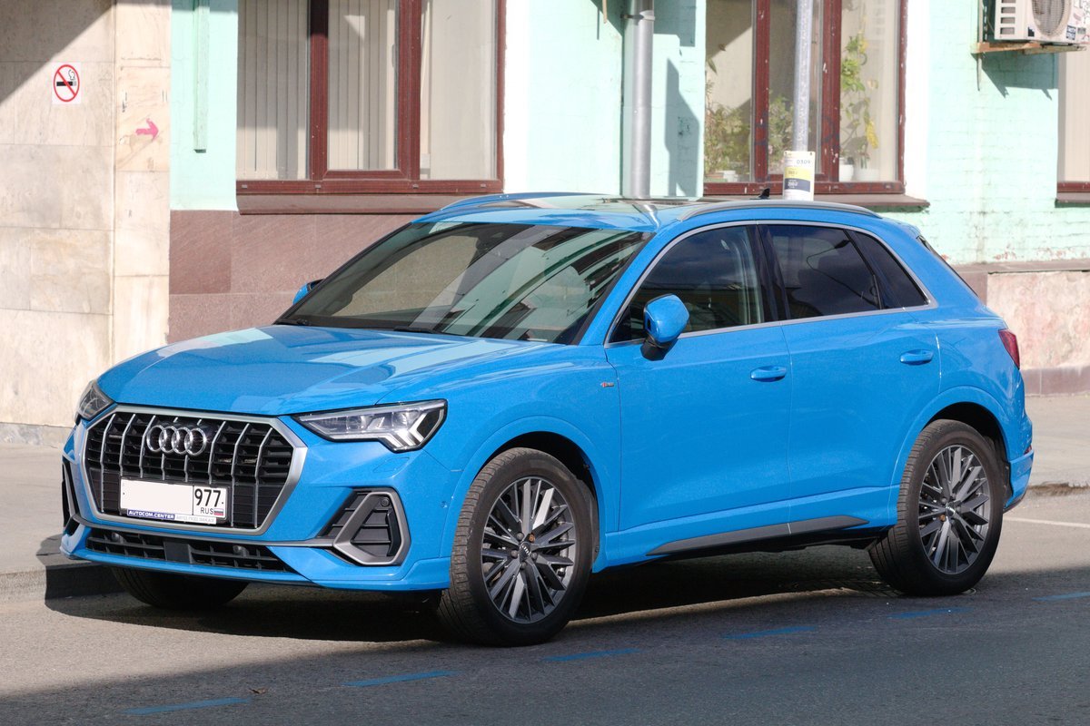 Audi Q3 Audi Q3 (F3)