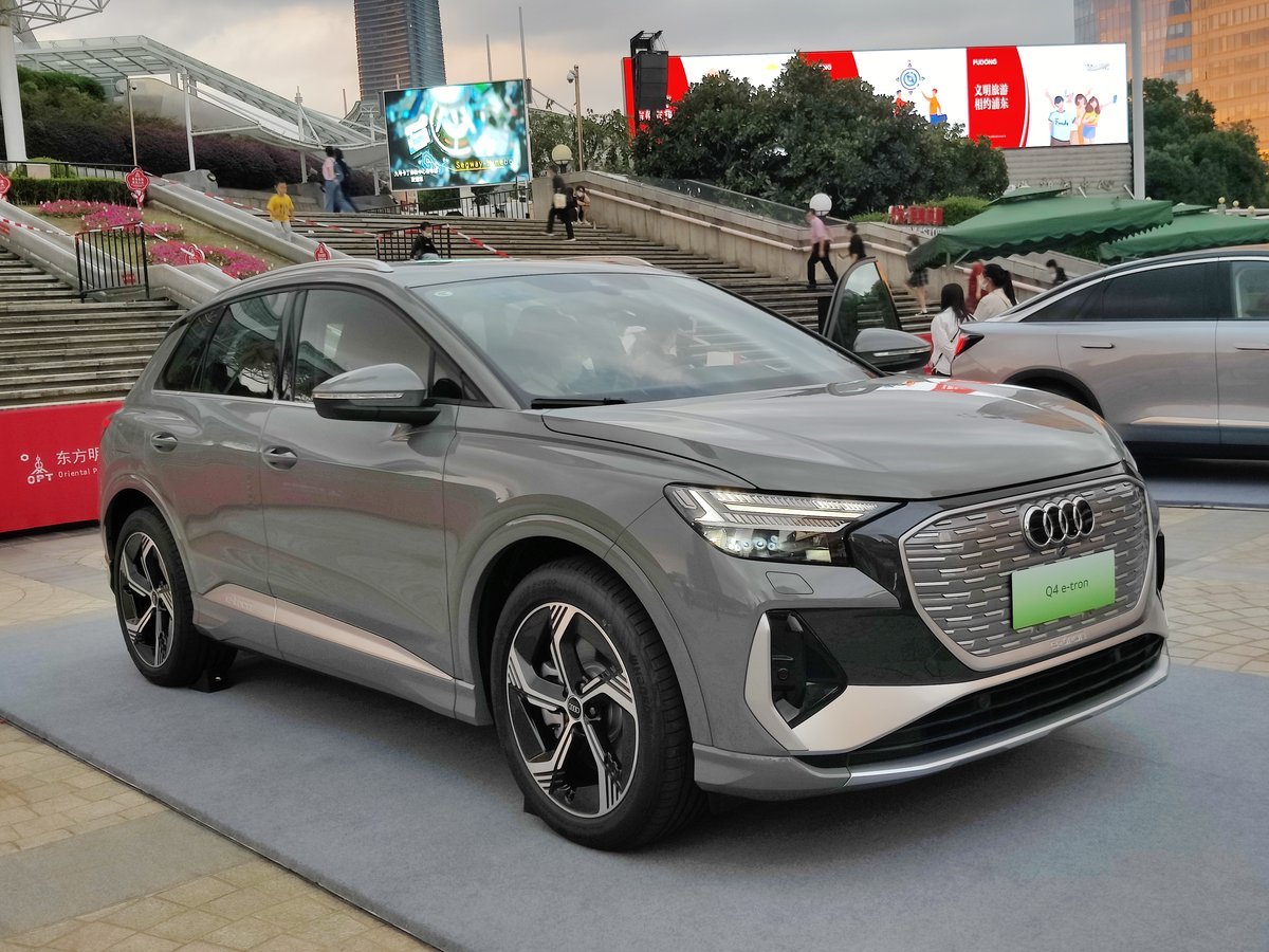Audi Q4 e-tron Audi Q4 e-tron