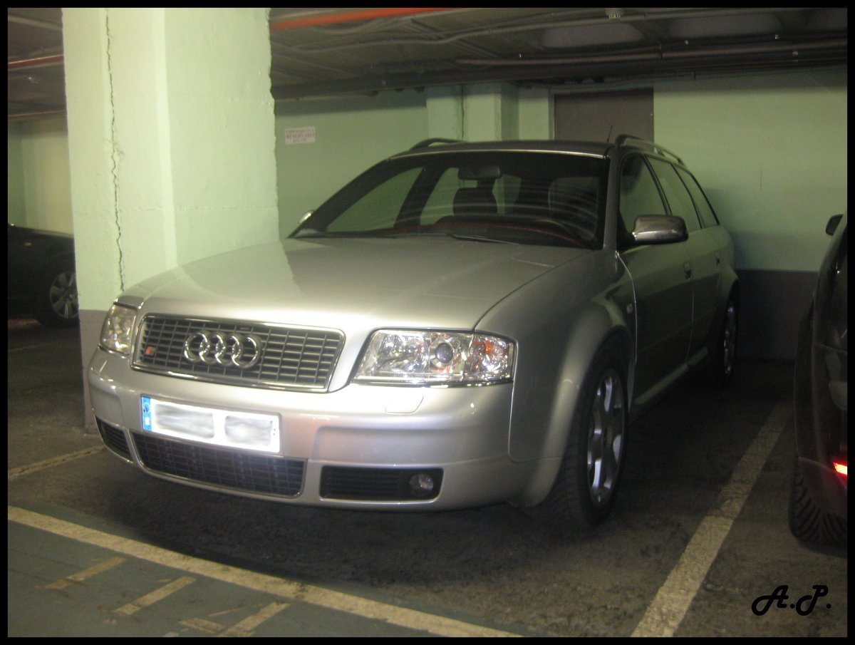 Audi S6 Audi S6 (4B,C5)