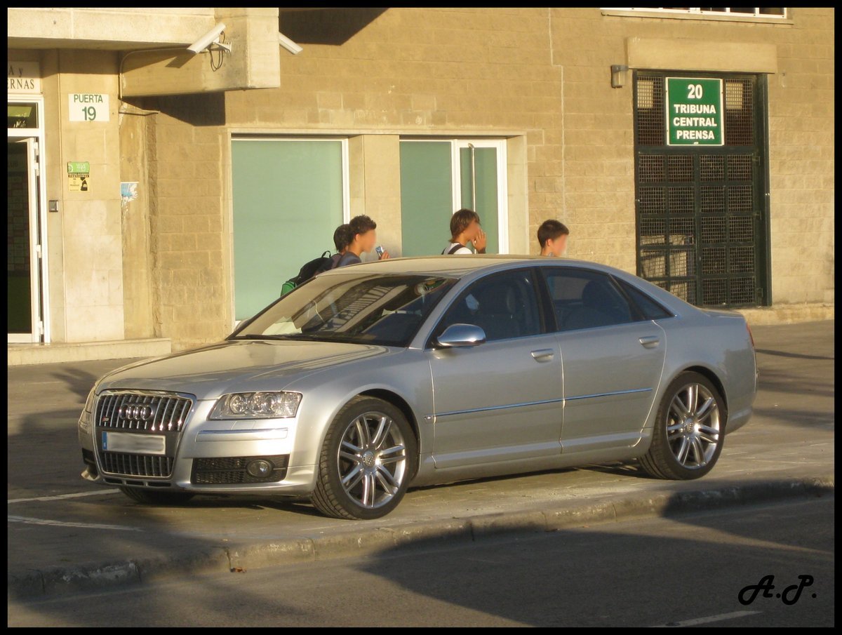 Audi S8 Audi S8 (D3)