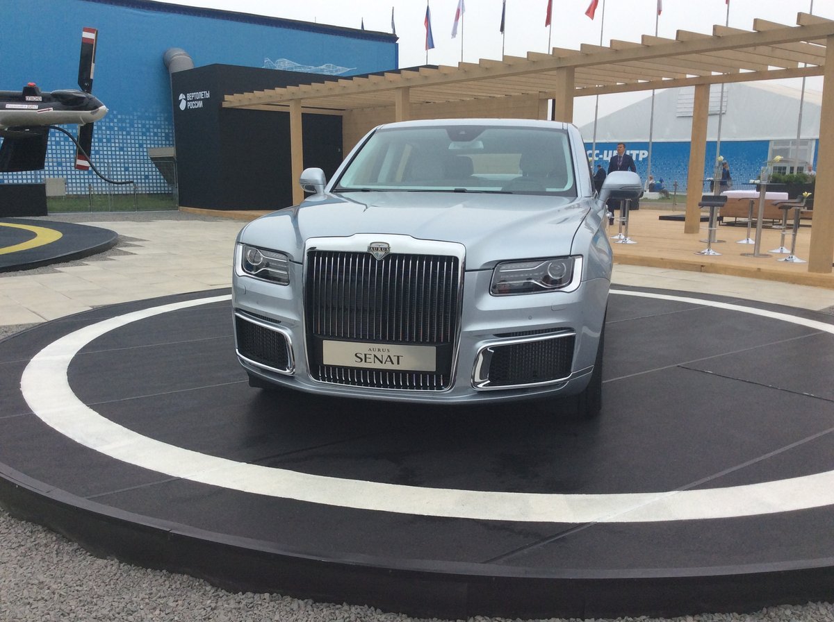 Aurus Senat L700 4.4 V8 (598 Hp) Hybrid AWD Automatic