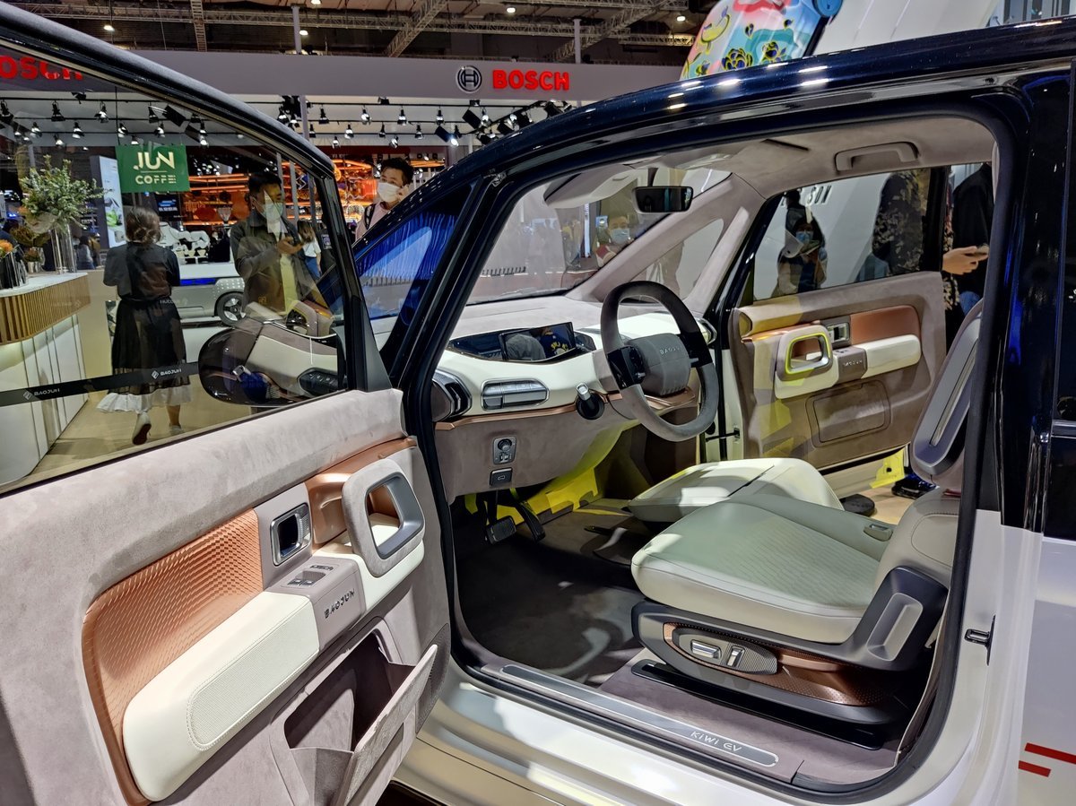 Baojun E300/KiWi EV 31 kWh (54 Hp) Electric