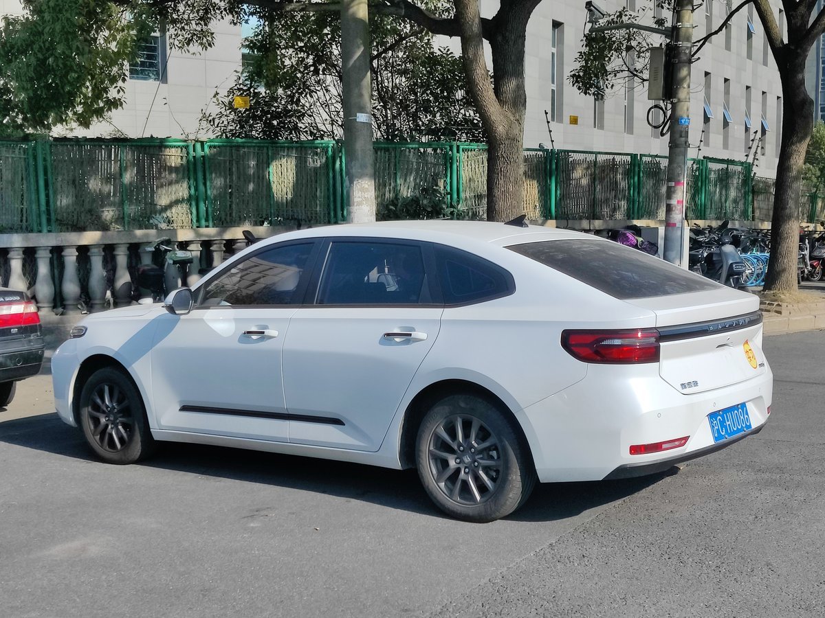 Baojun RC-5/Valli 1.5T (147 Hp) CVT