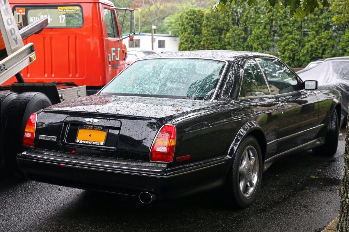 Bentley Continental 6.8 i V8 (426 Hp)